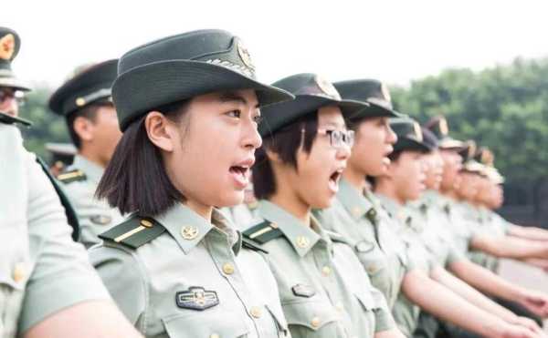 女生最容易考上的军校，女生上军校好吗？