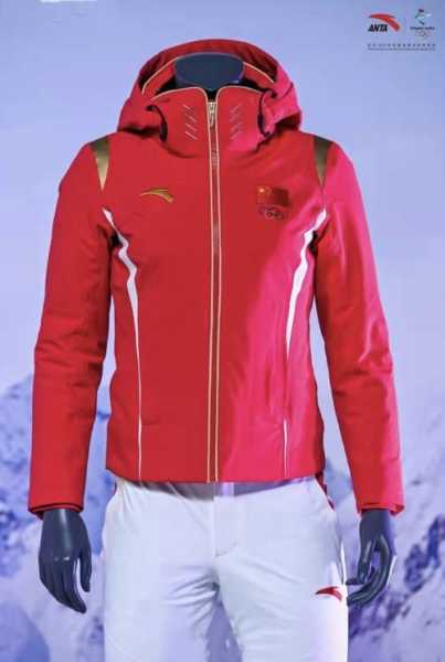 冬奥会中国运动员服装 中国奥运冠军服装？